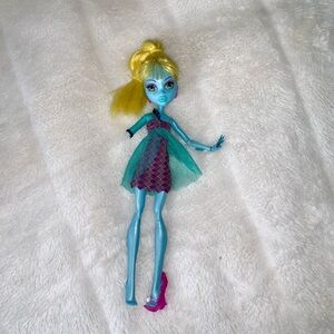 Monster High 13 wishes Lagoona blue doll